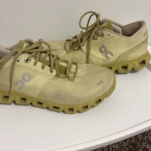 woman’s OnCloud